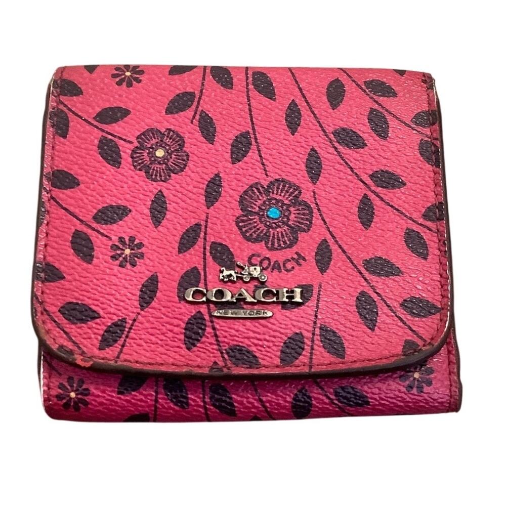COACH Women's Small Pink Floral Vine Leather Compact Snap Tri-Fold Wallet D23-3